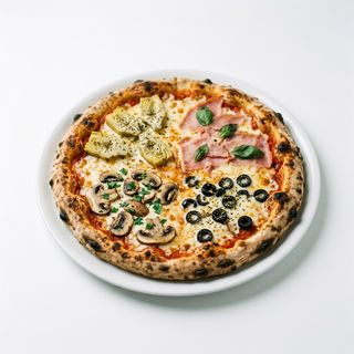 Pizza 4 Estaciones (30 Cm.)