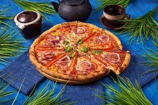 Pizza De Salchicha (33 Cm.)