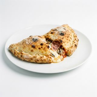Calzone con pasta di pizza