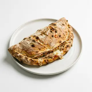 Pizza Calzone De Atún
