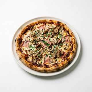 Pizza San Marco, Familiar