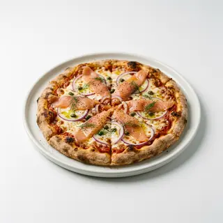 Pizza De Salmón (Mediano)