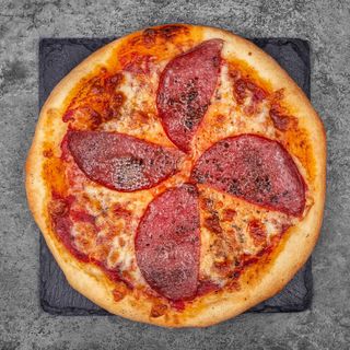 Pizza De Salami (33 Cm.)