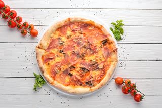 Prosciutto e funghi
