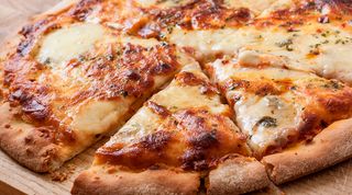 Pizza 4 Quesos (33 Cm.)