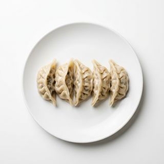 19. Gyozas De Pollo (5 Uds.)