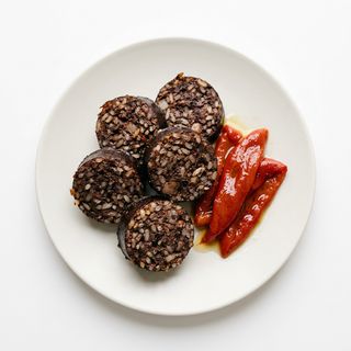 Morcilla De Burgos Con Pimientos Asados
