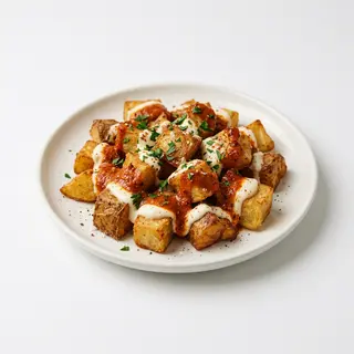 Patatas Con Bravas Y Alioli