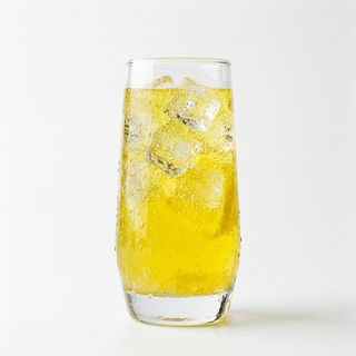 Fanta Limón 35ml.