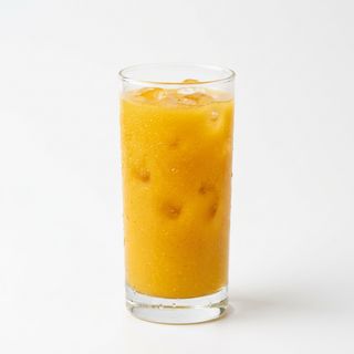 Sumo de Manga e Laranja