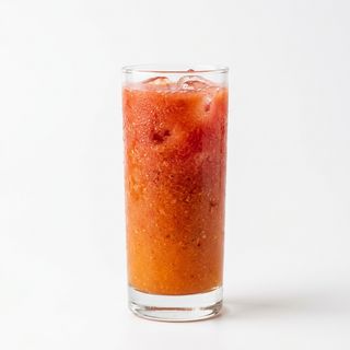 Zumo De Naranja Con Fresa Y Papaya (16 Oz.)