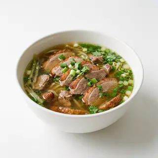 S7. Sopa De Carne De Pato