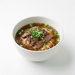 29.Spaghetti in brodo con manzo alla giapponese 日式牛肉面