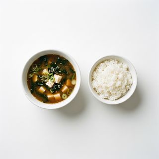 Sopa De Miso Con Arroz Blanco