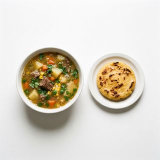 Sopa + Arepa