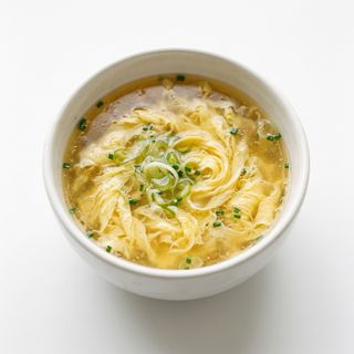 Sopa de huevos revueltos