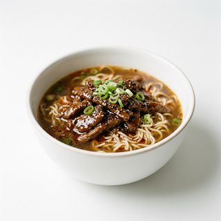 Sopa De Fideos De Carne Con Salsa De Pimienta 黑胡椒面Negra