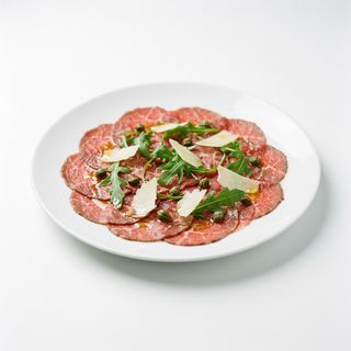 Carpaccio z polędwicy wołowej