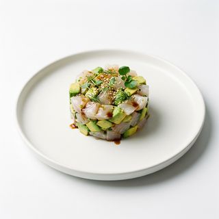 Tartar De Lubina Y Aguacate