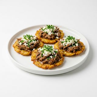 Patacones Con Carne (4 Uds.)