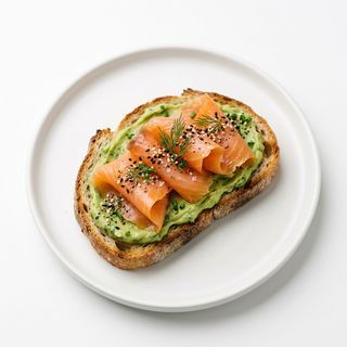 Tostada De Salmón