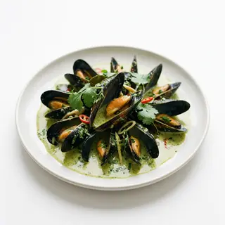 Mejillones En Salsa De Curry Verde Y Coco