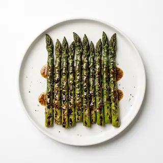 Espárragos A La Plancha En Salsa Especial