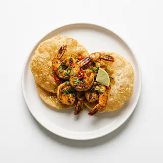 GAMBAS CON PURI (PRAWN PUR)