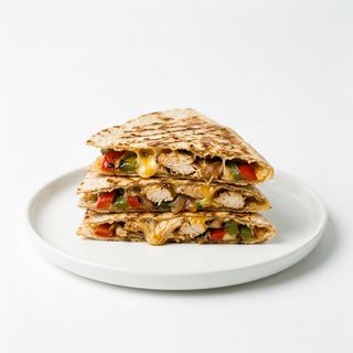 Quesadilla z kurczakiem grillowanym