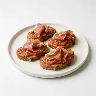 Bruschetta De Tomate Y Serrano (4 Uds.)