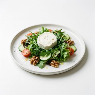 Ensalada De Queso De Cabra
