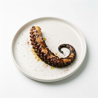 Pata De Pulpo A La Brasa