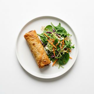 Rollo Con Ensalada