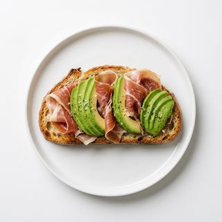 Tosta De Jamón Serrano Y Aguacate