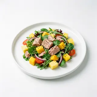 Ensalada Tropical De Atún