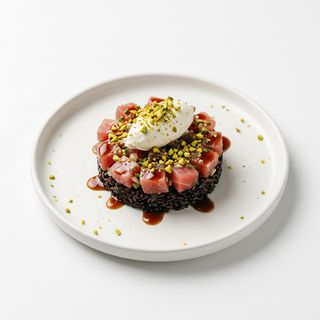 Tartar De Atún Y Philadelphia