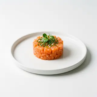 175. Tartare Salmone