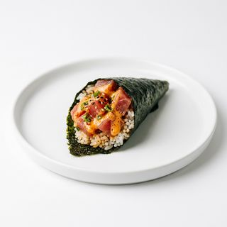 Temaki Maguro Spicy (1 Pza.)