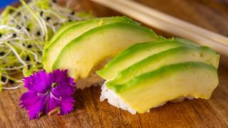 Nigiri De Aguacate (2 Pzs.)