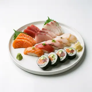 201. Mix sushi sashimi momo