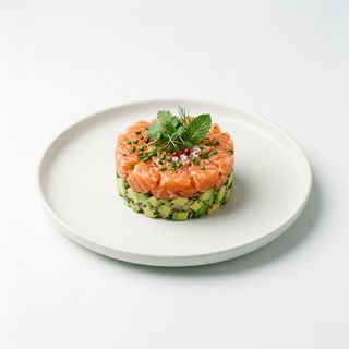Tartar Salmón Con Aguacate