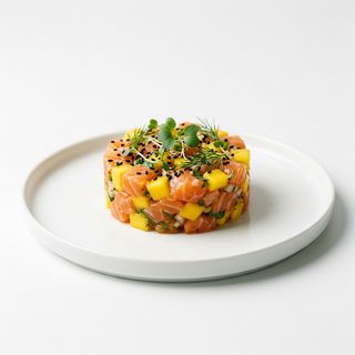 Tartar Salmón Con Mango