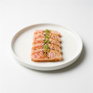 48-Tataki de Salmón (6U)