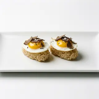 Nigiri de huevo de codorniz con trufas (2 uds.)