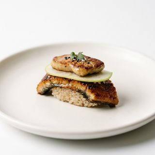 Nigiri De Anguila Con Manzana Y Foie 2 Uds.
