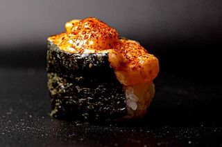 Gunkan De Atún Picante Hotate 2 Pzs.