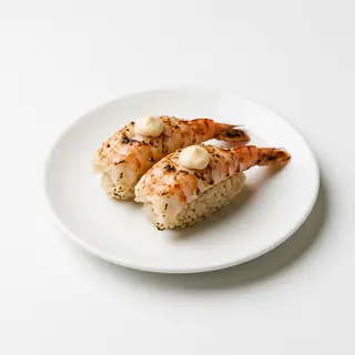 64 Nigiri flameado de gambas con mayonesa (2 uds.)