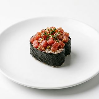 65-Gunkan Maguro Tartar