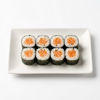 Maki De Salmón (8 Uds.)