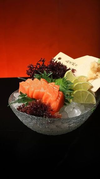 Sashimi De Salmón 80 G. A 90 G.